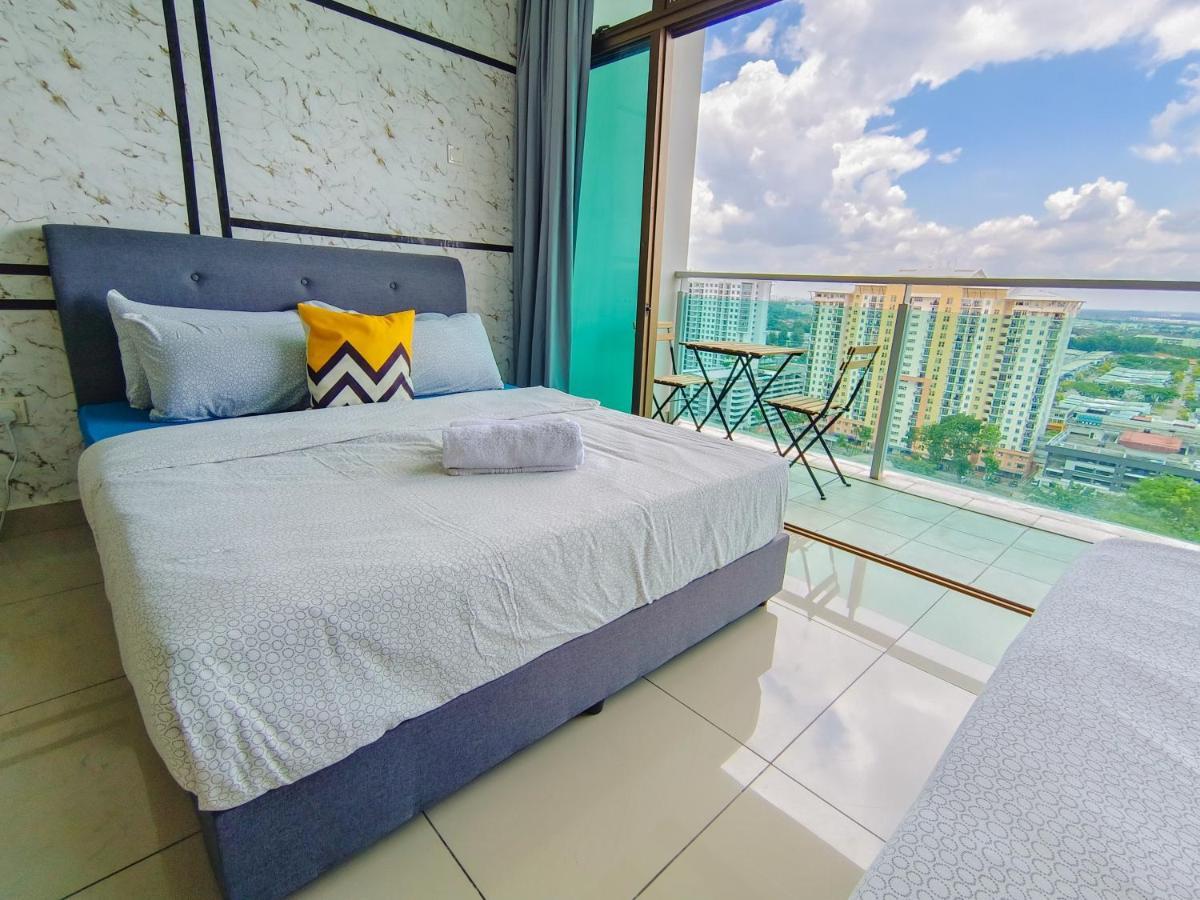 Apartemen -lake View- Mount Austin Ikea Toppen 10 Mins - B116