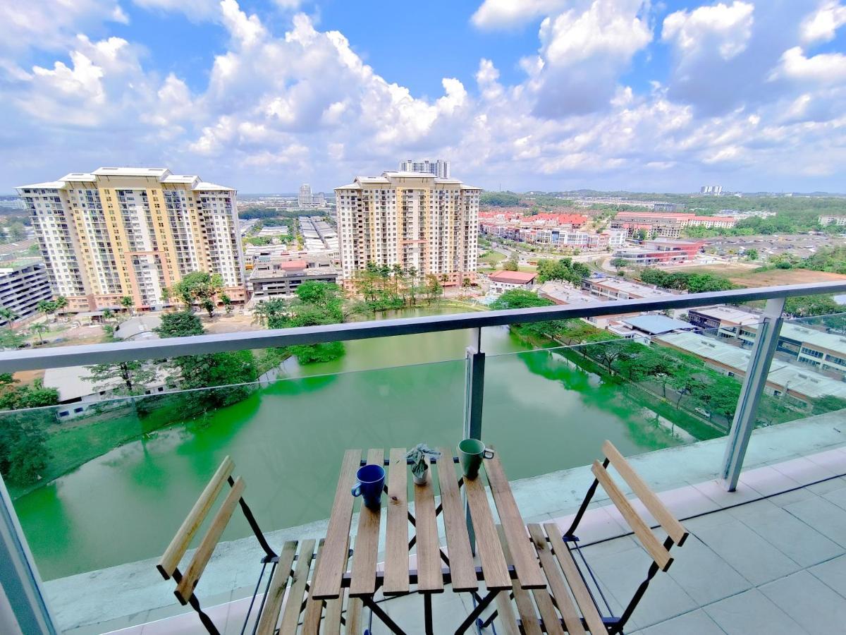 -lake View- Mount Austin Ikea Toppen 10 Mins - B116 Johor Bahru