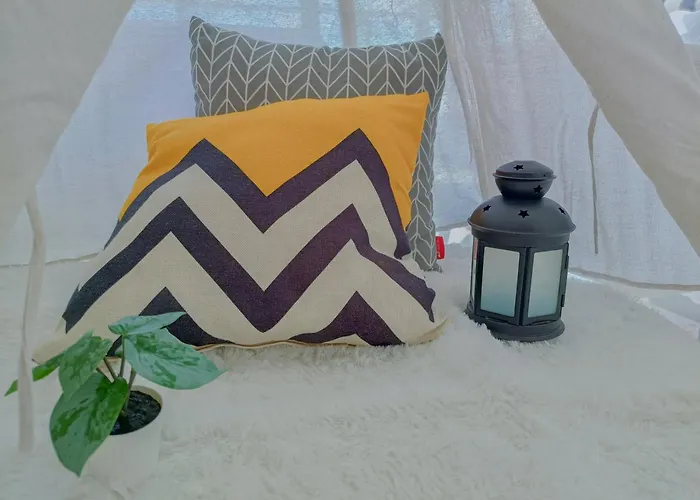-Lake View- Mount Austin Ikea Toppen 10 Mins - B116