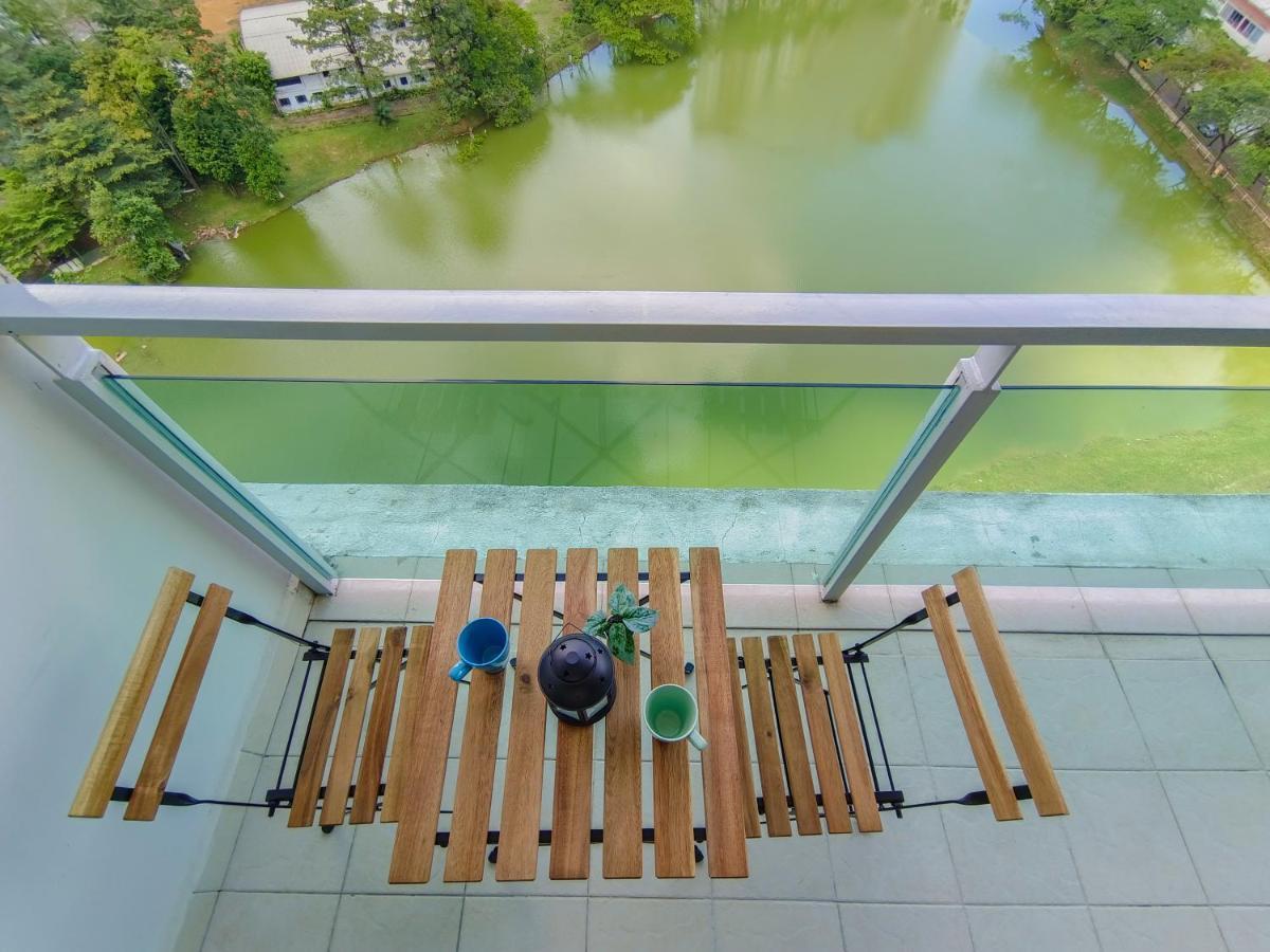 -lake View- Mount Austin Ikea Toppen 10 Mins - B116 * Johor Bahru